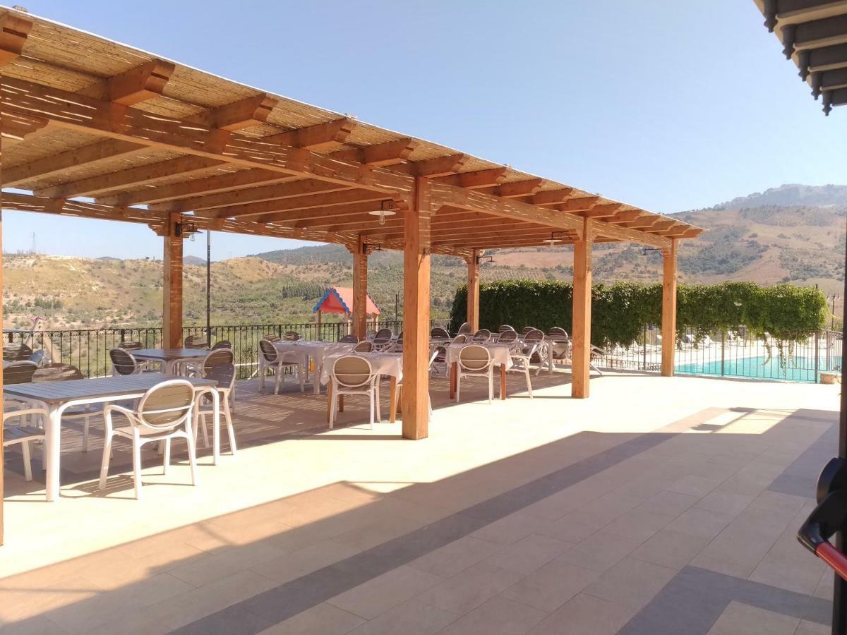 Вілла Agriturismo Le Campanelle - Sicilia - Cefalu Ласкарі Екстер'єр фото